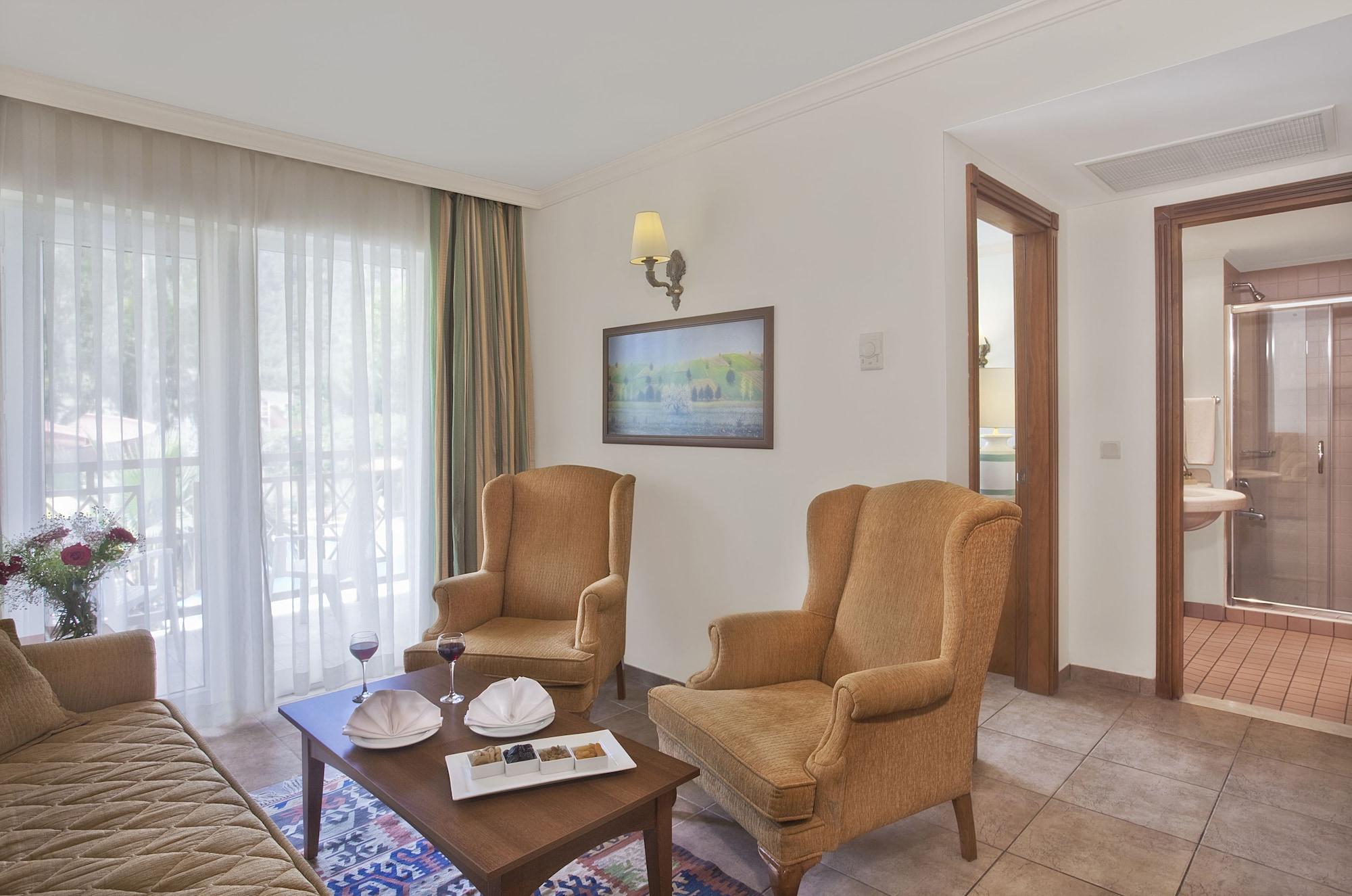 Akka Claros Hotel ケメル エクステリア 写真
