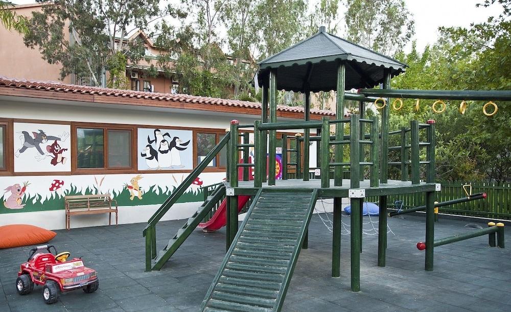 Akka Claros Hotel ケメル エクステリア 写真