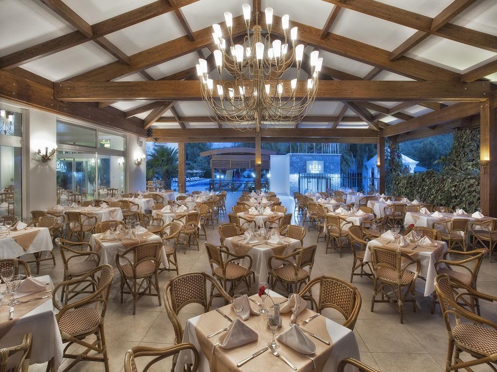 Akka Claros Hotel ケメル エクステリア 写真