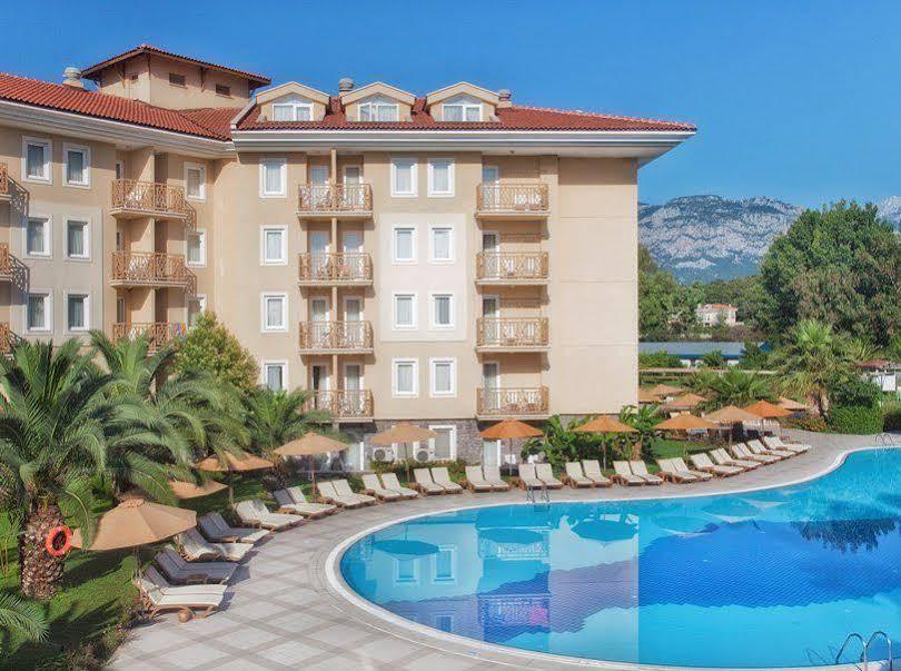 Akka Claros Hotel ケメル エクステリア 写真